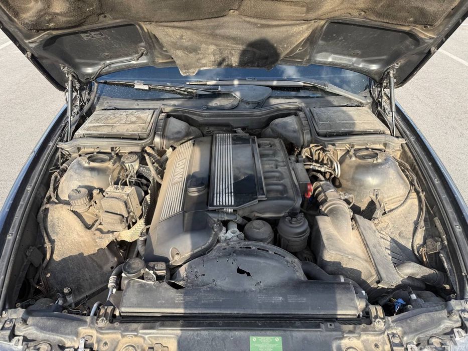 Продам BMW E39 2.0