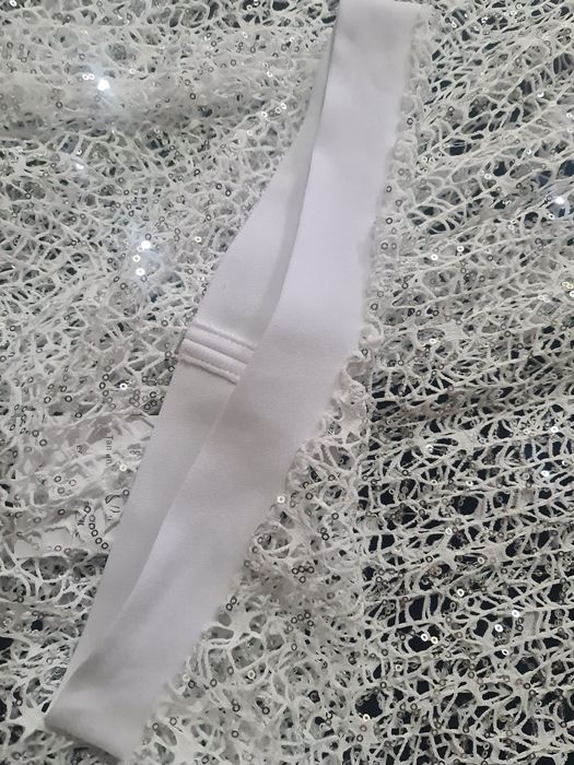 Pantalonas transparentes brancas com lantejoulas prata