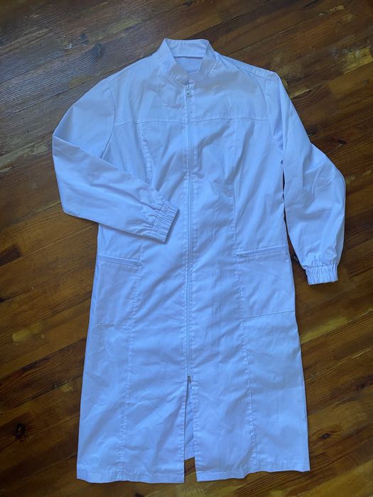 Халат медичний подовжений