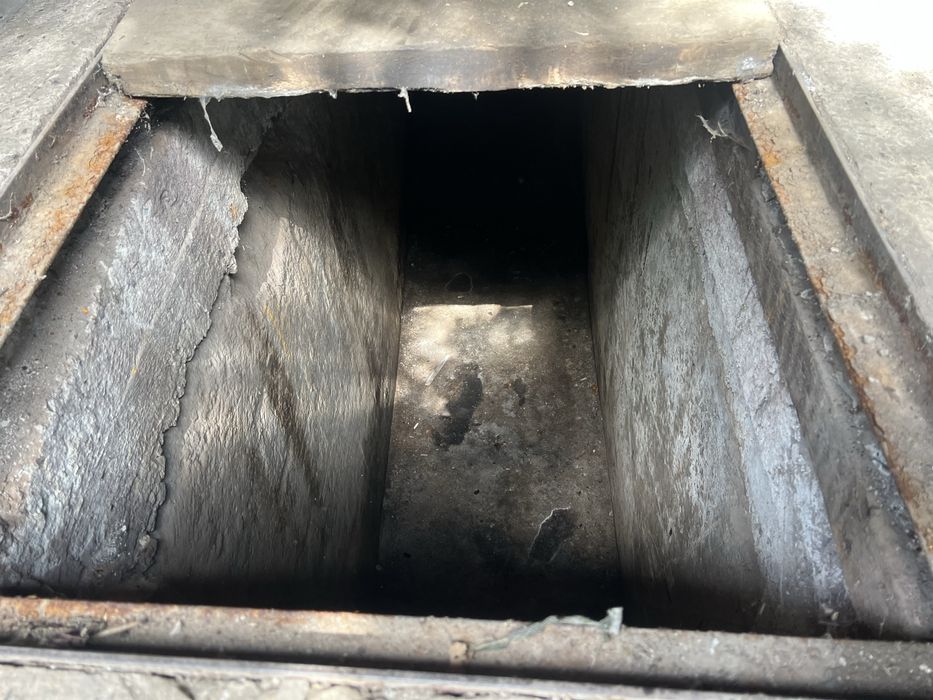 Продам гараж на цементике