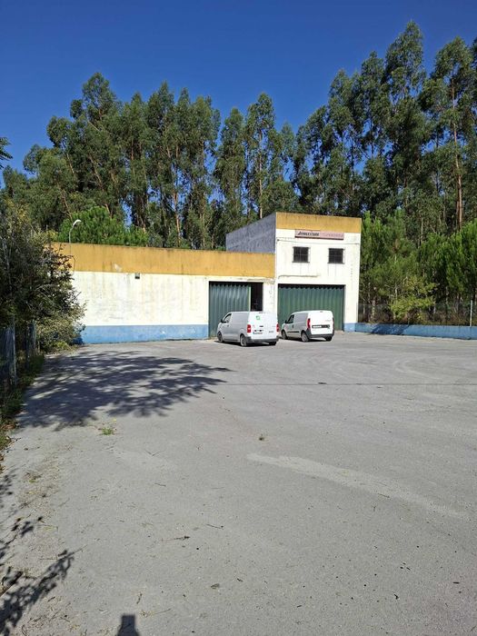 Armazém para Alugar em Moleanos - Alcobaça
