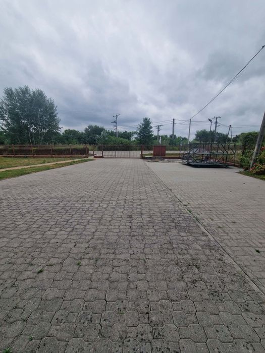 Tarnobrzeg hala sklepowa oraz magazynowa z parkingiem do wynajęcia - Widok 2
