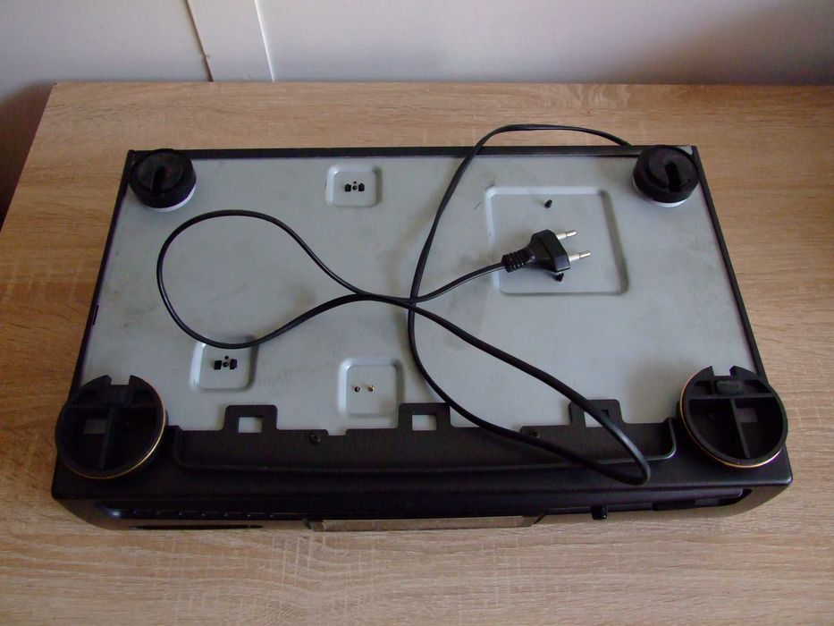 Universum EQ-4035 .