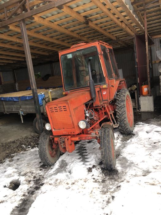 Продається трактор т25