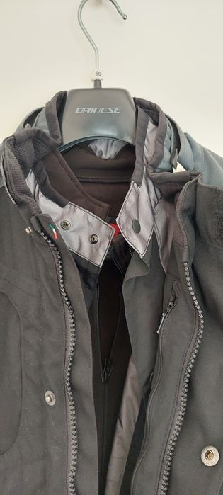 Casaco Dainese Dolomiti Gore-Tex (inclui proteção dorsal)
