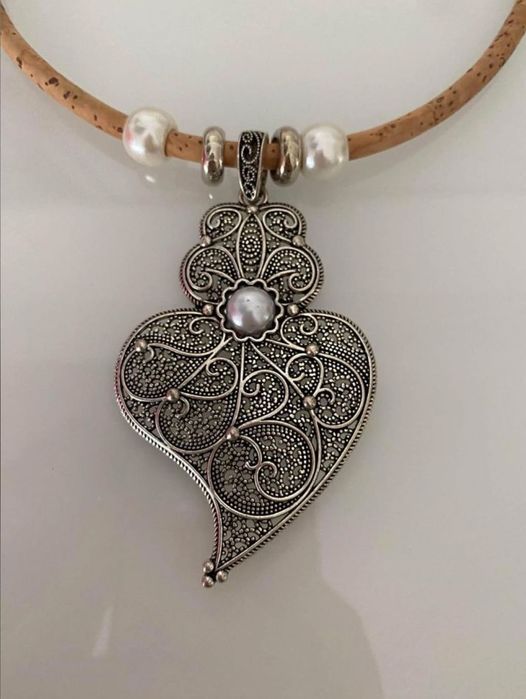 Colar com pendente64751071483777121