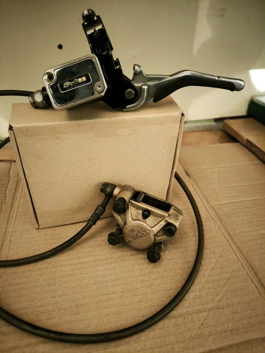 Travão de trás Yamaha Aerox Brembo