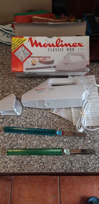 Faca Eléctrica Moulinex Nova