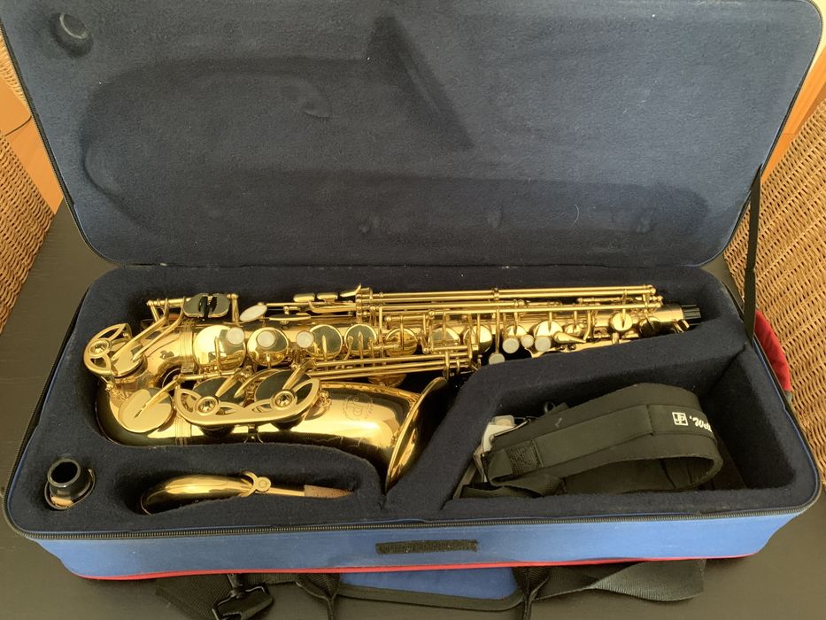 Saxofone John Packer 041