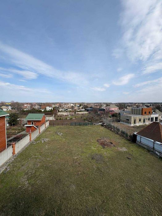 Продам большой дом в живописном месте Обуховка Кировское