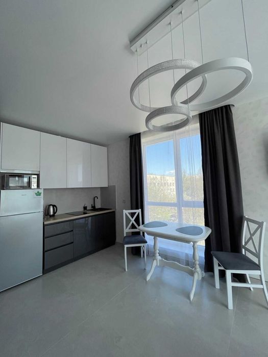 Погодинна, подобова оренда стильної квартири у новобудові