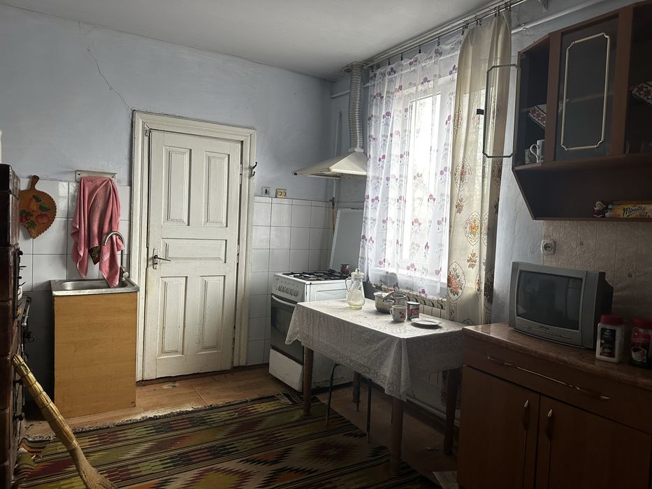 Продаж будинку с.Полоничі( Золочівський район)