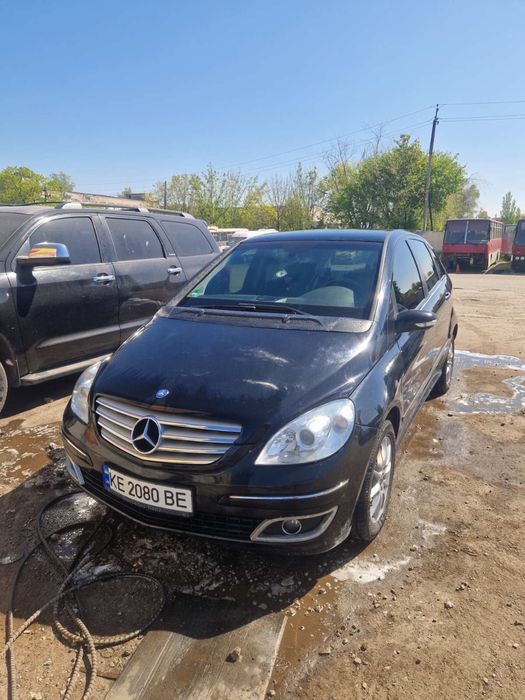 Продам мерседес б180 в245