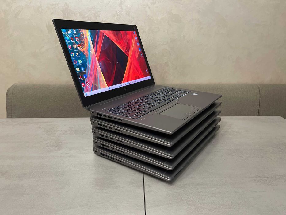 HP Zbook 15 G5, 15,6" 4K 100% Adobe RGB i7-8750H 32GB 512GB Nvidia 4GB