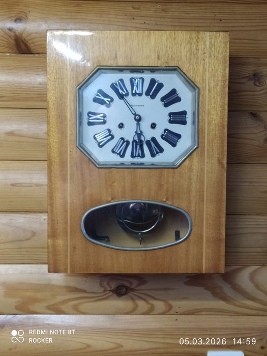 Годинник настінний, механічний, маятниковий Янтарь. З боєм.