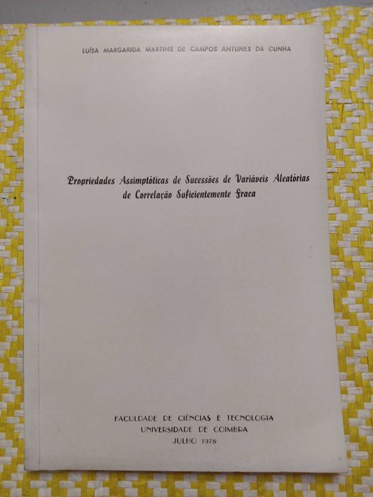 Propriedades assimptóticas da varáveis aleatórias de corre sufi. fraca