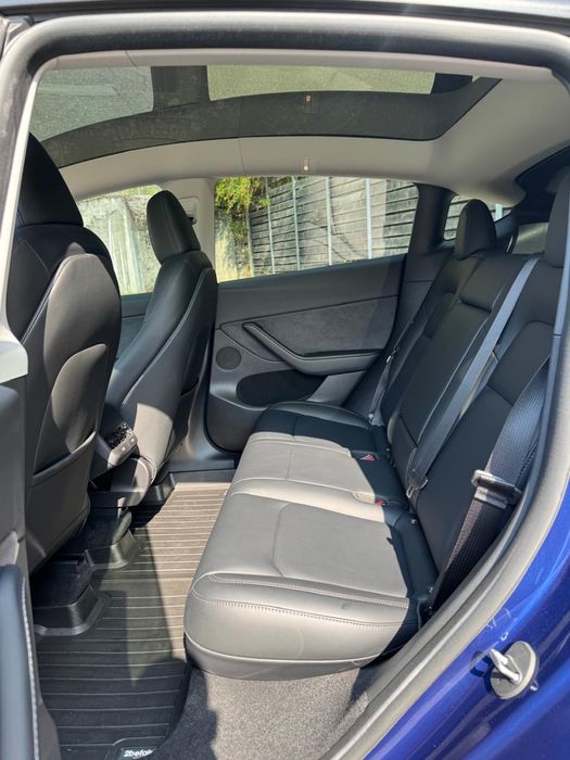 Tesla Model Y RWD
