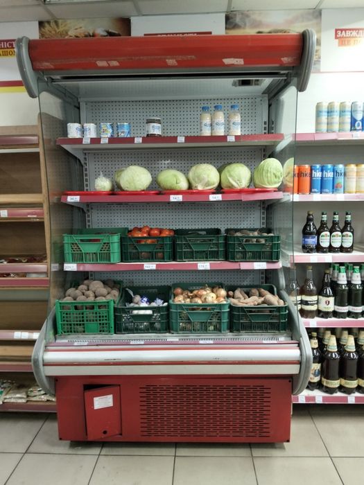 Холодильна вітрина