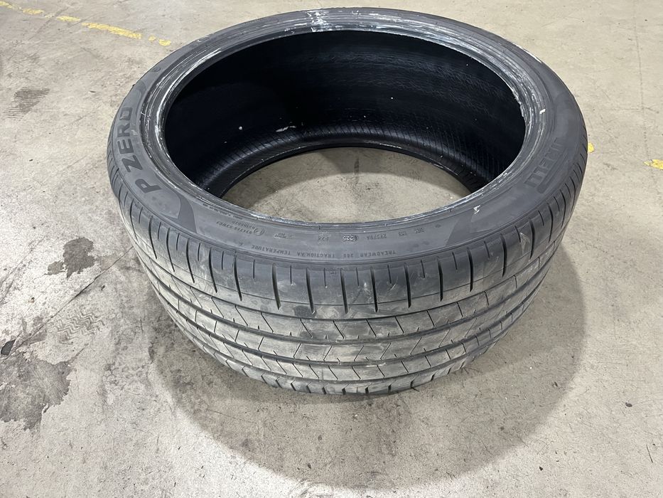 2 Pneus 325/30r23 Pirelli Pzero