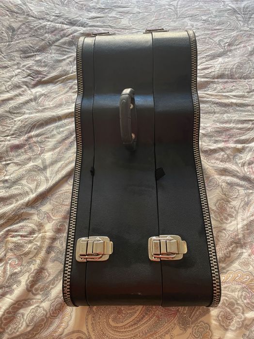 Case Duplo para cavaquinho. Usado. Perfeito.