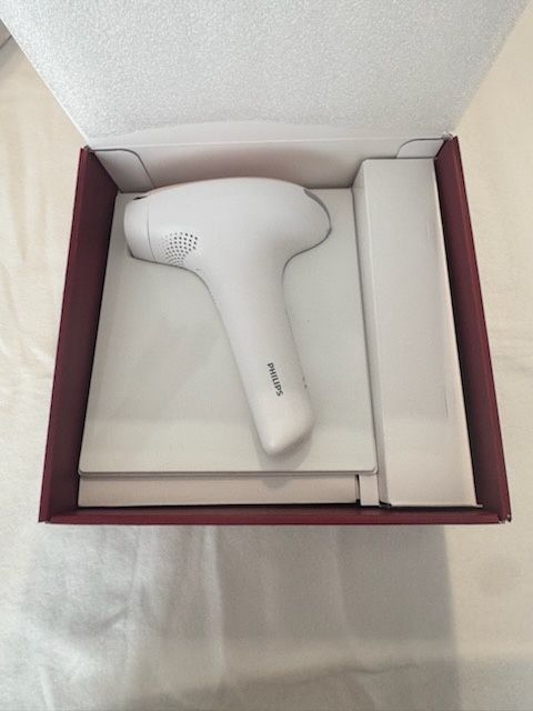 Depiladora luz pulsada Philips Lumea 7000