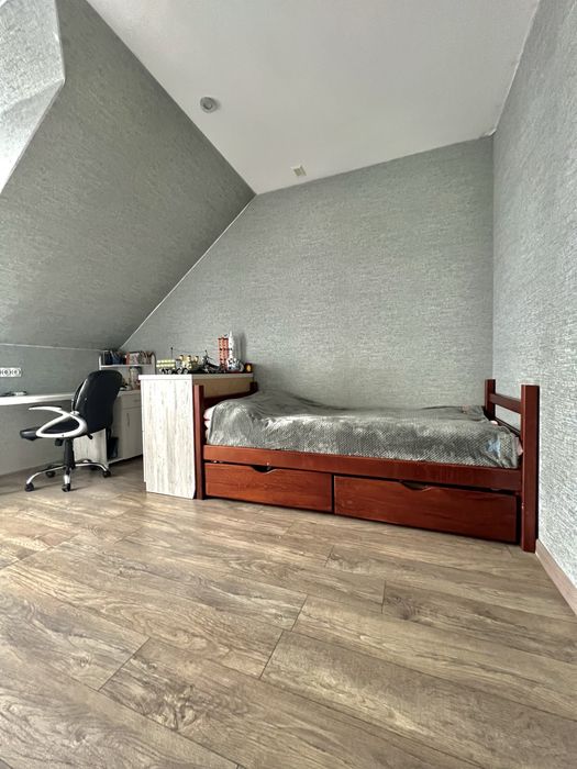 Продаж‼️ Котедж з ремонтом 116 м² + 5 соток. Пустомити, вул. Свободи