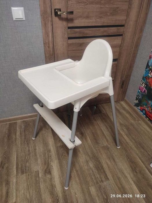 Стільчик для годування IKEA Antilop + підніжка