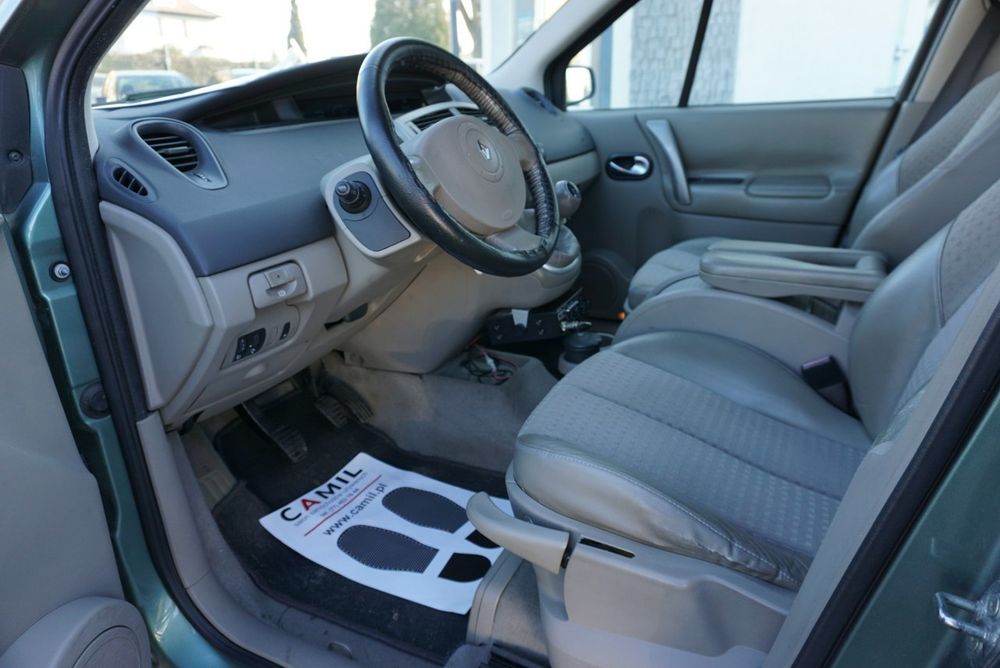 Renault Scenic polski salon