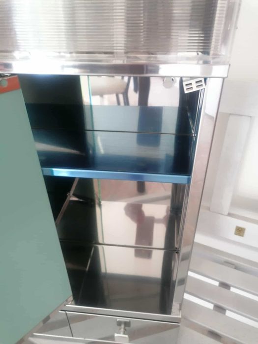 Armário WC Inox 39x60 cm com Espelho e Luz – Como Novo