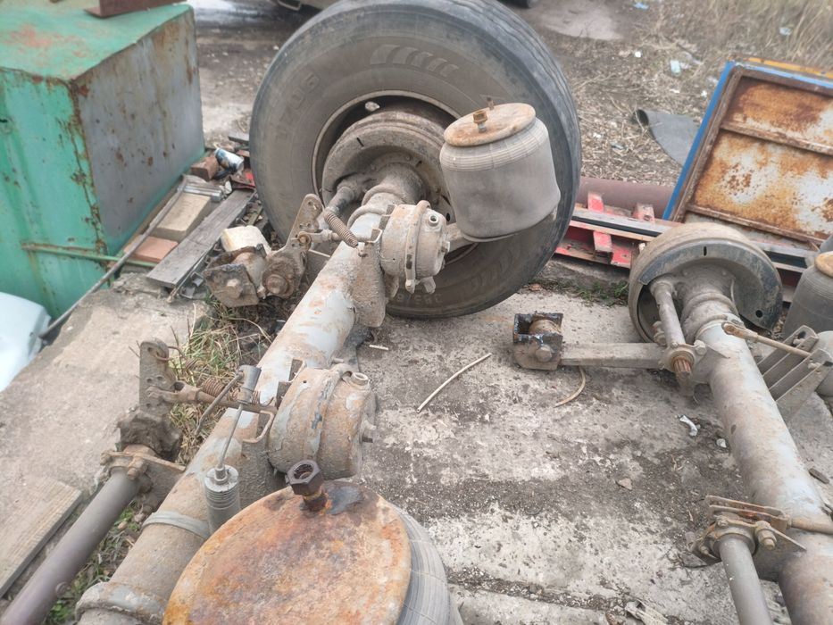 Продам вісь  SMB