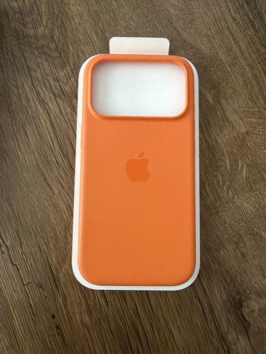 Silicon Case Orange Iphone 17 Pro