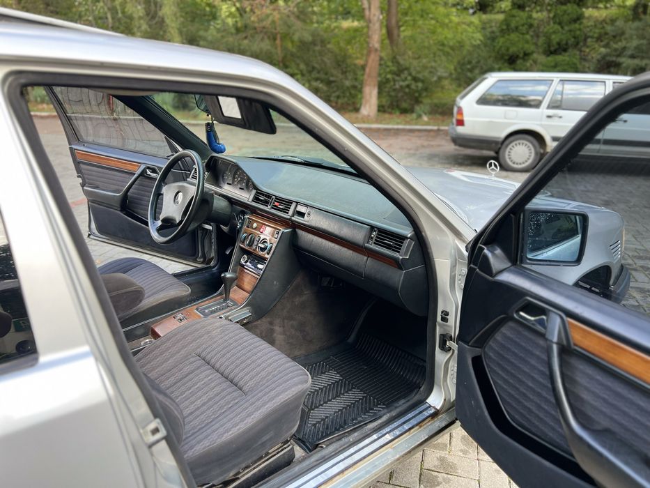 Mercedes Benz 2.5 diesel Автомат