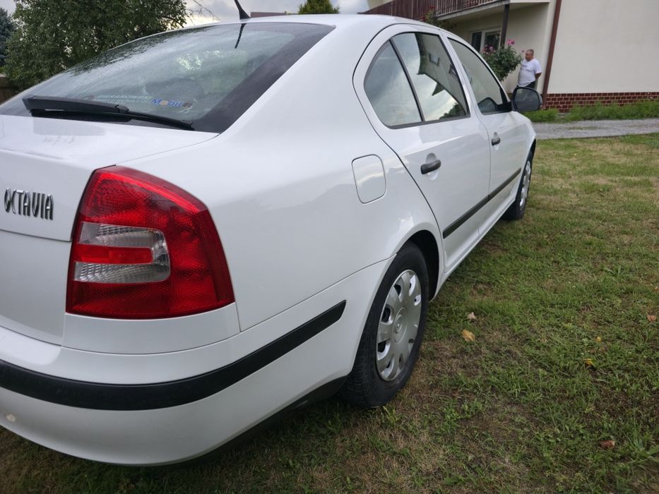 Zadbana Skoda Octavia II  z gazem