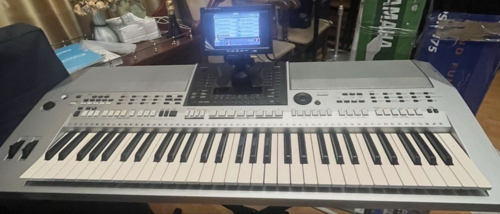 Yamaha PSR e-443 ; PSR s-900 синтезатор