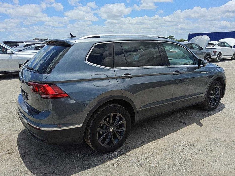 Volkswagen Tiguan 2024 SE з США