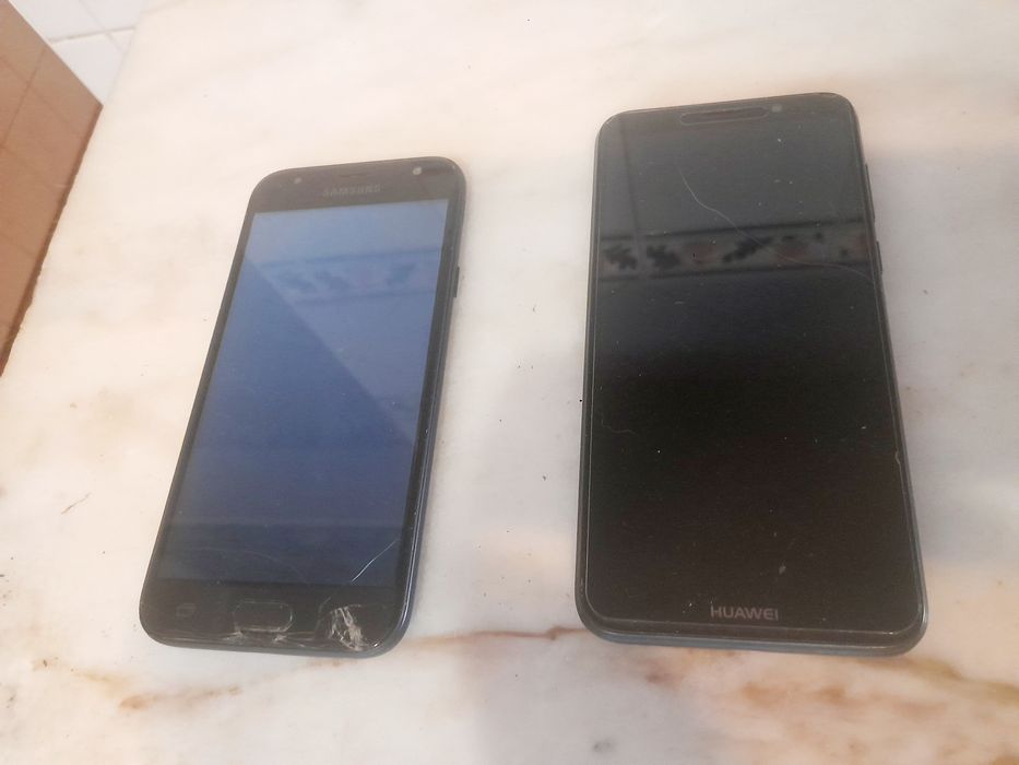 Conjunto de 2 Smartphones Reparação/Peças