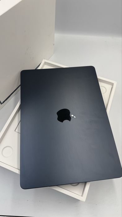Apple MacBook Air 13″ M2 8/256GB Midnight (MLY33) (2022)
