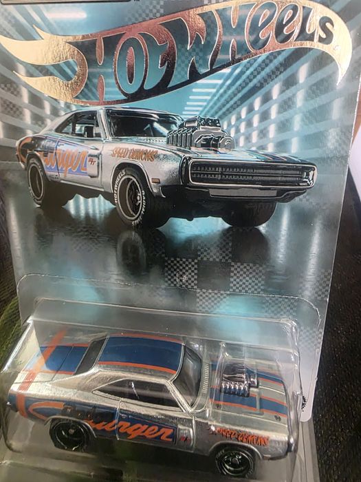 ホットウィール RLC ダッジ チャージャー NFT Hot wheels nft dodge charger r/t 70 seria 10/RLC Dąbrowa