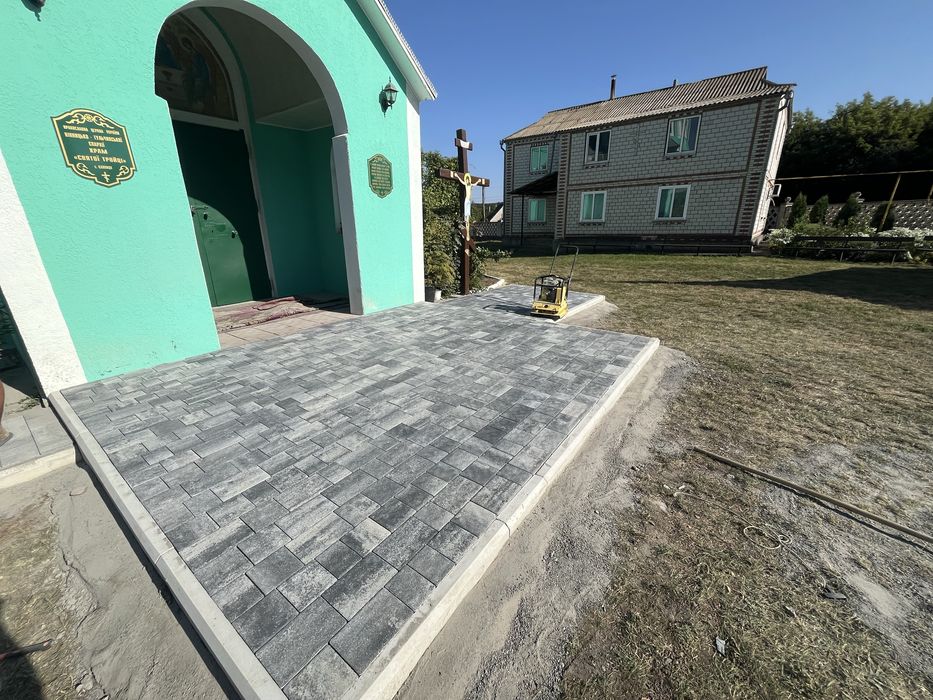 Тротуарна плитка продаж-встановленя