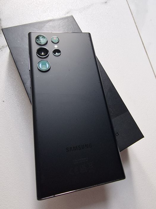 Samsung galaxy S22 ultra uszkodzony