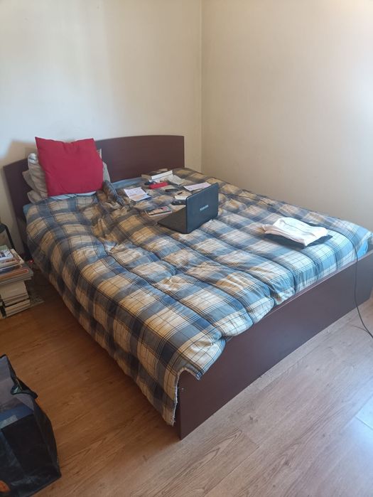 Vendo cama de casal