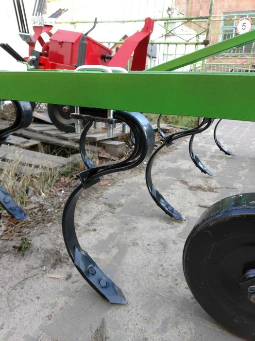 Культиватор навісний Bomet 2 -3 ряди лап