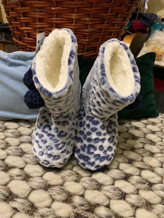 ,,Pavers’’ kapcie damskie.