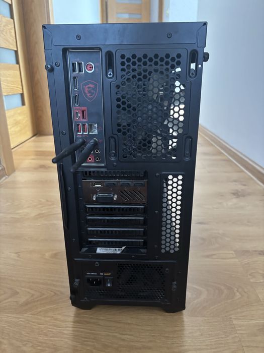 Komputer Stacjonarny PC | i5-8400 | 16GB RAM | RX 580 8GB | MSI Z390 | be quiet! (BEZ DYSKÓW) DO NEGOCJACJI