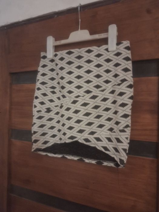 Spódniczka Primark rozm.M,stan bardzo dobry.