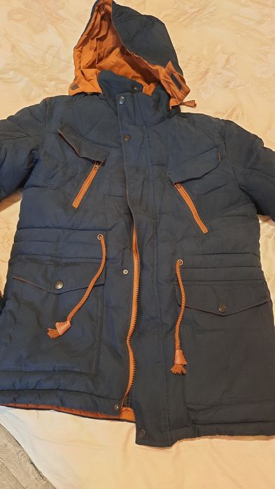 Продам куртку чоловічу,зимову,теплу.