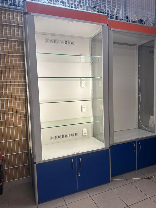 Regaly witryna regal gablota