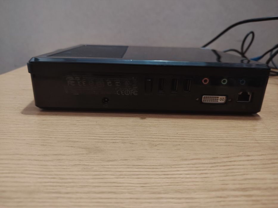 Mini pc Asus nova P242 retro windows 7