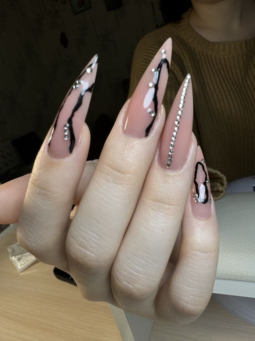 Манікюр в місті Черкаси (р-н Літак)