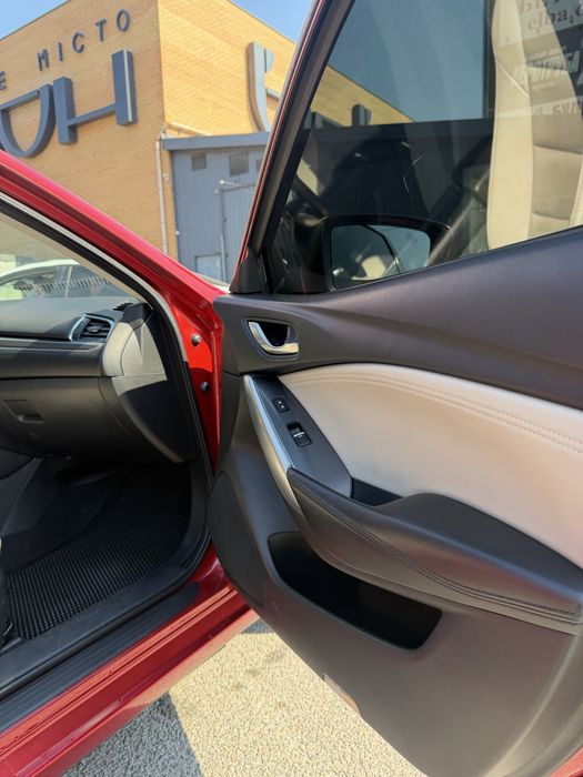 Mazda 6 2015 год